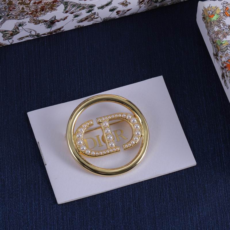 Dior Brooch 03lyr11